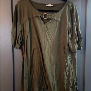 Dana Buchman Olive Short Sleeve Top with Ring Accent